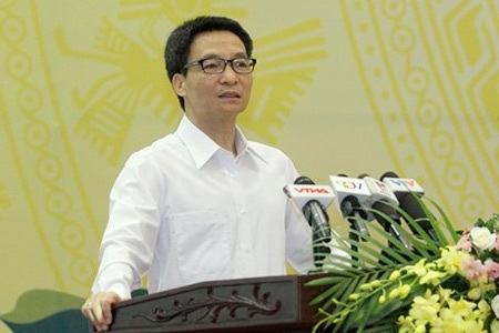 Phó Thủ tướng Vũ Đức Đam: Rà soát lại việc đấu thầu thuốc - 1 Phó Thủ tướng Vũ Đức Đam tại Hội nghị doĠBộ Y tế tổ chức