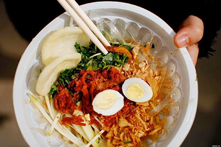 Thủng ruột do... ăn bánh tráng trộn - 1 Ảnh minh họa