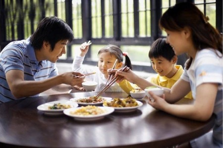 Cơm nhà - “Liều thuốc” cân bằng dinh dưỡng, sức khoẻ - 1 Những lợi ícɨ to lớn
của cơm nhà