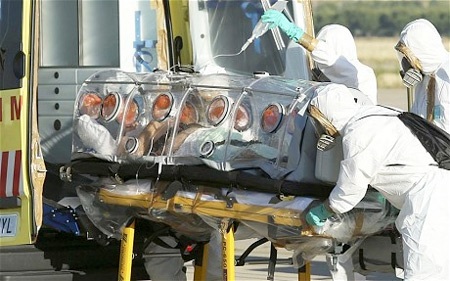 Toàn cảnh thế giới đối phó với bệnh Ebola chết người - 3 Châu Âu –