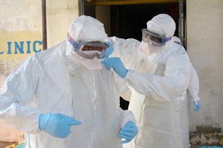 Toàn cảnh thế giới đối phó với bệnh Ebola chết người - 2 Châu Phi