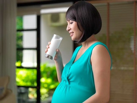 Nguồn dinh dưỡng hợp lý trong giai đoạn đặc biệt quan trọng
này sẽ ảnh hưởng đến tương laiĠbé yêu.