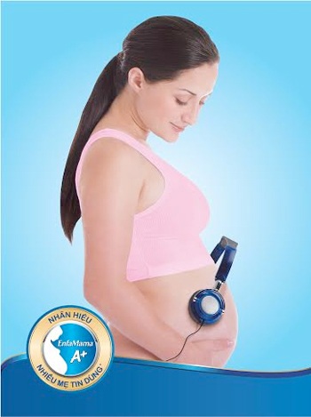 Mẹ cho bé nghe nhạc ngay từ trong thai kỳ sẽ giúp bé phát
triển thính giác, khả năng ngôn ngữ...