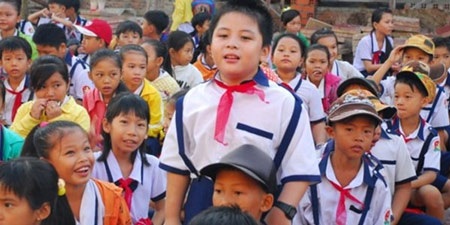 Vì sao trẻ Việt Nam bị xếp vào nhóm “thấp bé nhẹ cân” nhất thế giới? - 1 Trẻ em Việt Nam luôn thấp, bé hơn so với nhiều trẻ ở các nước trong khu vực ( ảnh MH)