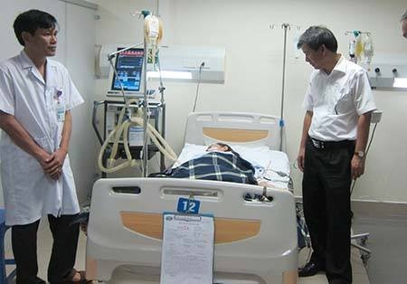 Lần đầu tiên sinh mổ thành công tại… Viện Huyết học & Truyền máu TƯ - 3 Lần đầu tiên sinh mổ thành công tại bệnh viện… Huyết học & Truyền máu TƯ