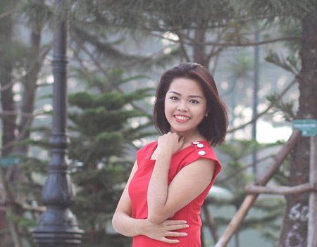 Nhiều trường đại học tại vương quốc Anh cấp học bổng - 9 Bà Nguyễn Thị Hồng Nhung – Chuyên viên tư vấn Compass Education