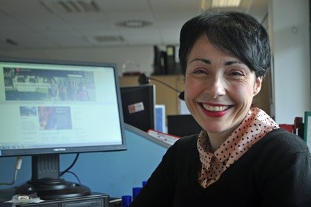 Nhiều trường đại học tại vương quốc Anh cấp học bổng - 5 Bà Sian Keepin - Đại diện tuyển sinh Đại học Cardiff