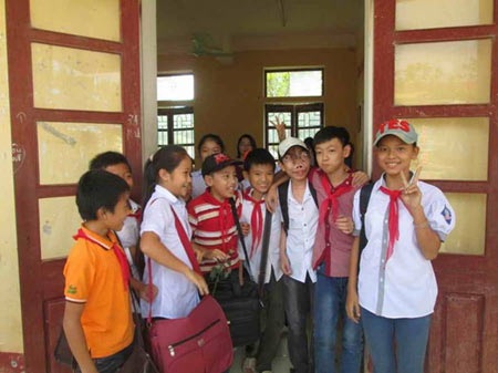 Bất ngờ gặp lại “cậu bé không có mặt” - 7 Lê Trung Tuấn khi còn là 1 em bé