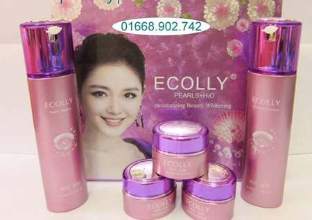 Lò sản xuất "mỹ phẩm Hàn Quốc" giả giữa Hà Nội - 1 Một bộ mỹ phẩm được bà Đoàn Thị Dung quảng cáo trên mạng xã hội.