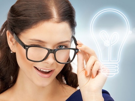 Bảo vệ mắt khi làm việc nhiều trên vi tính - 1 Giảm độ sáng màn hình: