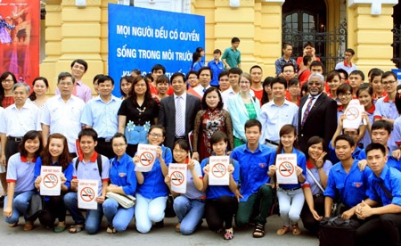 Tăng thuế thuốc lá, cứu tới 9.000 sinh mạng mỗi năm