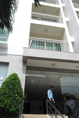 Khu căn hộ nơi xảy ra vụ nổ kính.