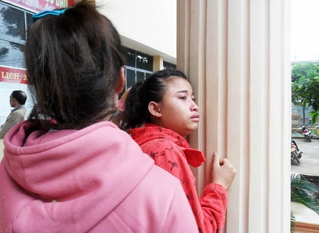  Bị cáo Y Mranh Niê trước vành móng ngựa, ngày 6/11