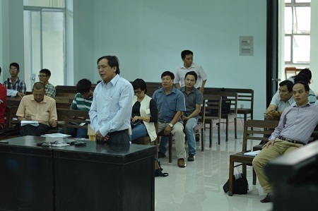 Phiên tòa kiện Cục NTBD sáng 18/3 tại TAND tỉnh Khánh Hòa.