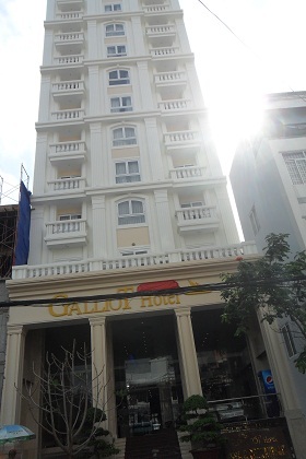 Khách sạn nơi du khách nhảy lầu tự vẫn.