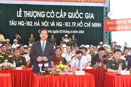 Thủ tướng Nguyễn Tấn Dũng phát biểu tại Lễ thượng cờ cấp Quốc gia trên 2 tàu ngầm Kilo 636