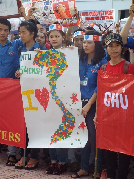 Chủ quyền biển đảo thiêng liêng của Tổ quốc Việt Nam là bất khả xâm phạm. 