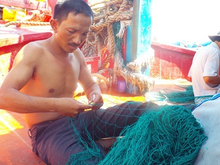 Những mẻ cá trở về từ vùng biển “nóng” Hoàng Sa, Trường Sa