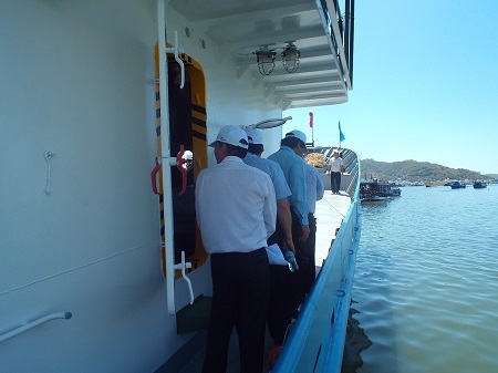 Mạn tàu Sang Fish 01.