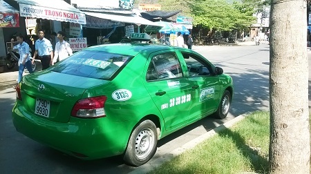 Tài xế taxi tìm vị khách người Nhật để trả lại 6.000 USD - 1 Tài xế taxi tìm vị khách người Nhật để trả lại 6.000 USD