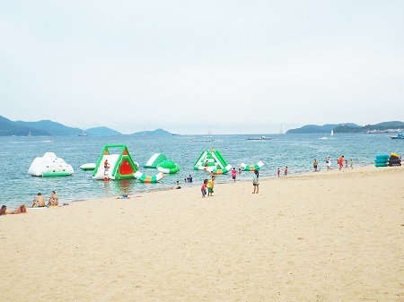 Biển Nha Trang, một điểm đến không thể thiếu của nhiều du khách.