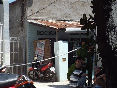 Cơ quan công an có mặt tại hiện trường để điều tra vụ việc