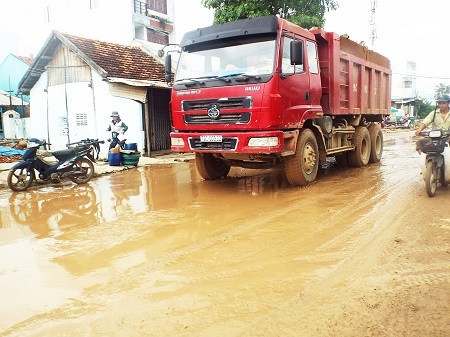 Nhận được phản ánh từ người dân, PV