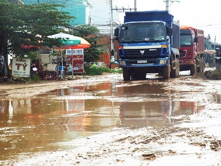 Nhận được phản ánh từ người dân, PV