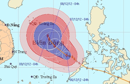 Bão số 9 diễn biến phức tạp. (Ảnh: NCHMF)