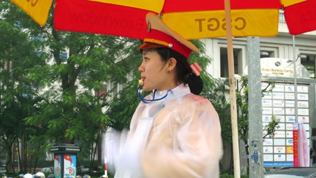 Những "bóng hồng" CSGT ngày đầu xuống đường - 10 Những bóng hồng CSGT ngày đầu xuống đường