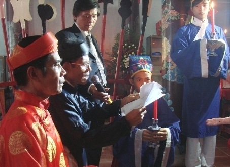 Phần Lễ chánh tế trong Điện Trường Bà nhằm nhớ ơn, trí ân Thánh mẫu Thiên Y-A-Na.