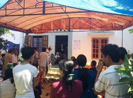 Hàng xóm, gia đình và nhà trường ngỡ ngàng khi thầy Thành ra đi đột ngột.