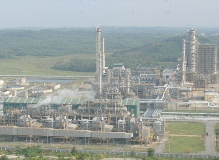 Nhà máy lọc dầu Dung Quất góp phần tăng trưởng nguồn thu ngân sách cuả tỉnh Quảng Ngãi.