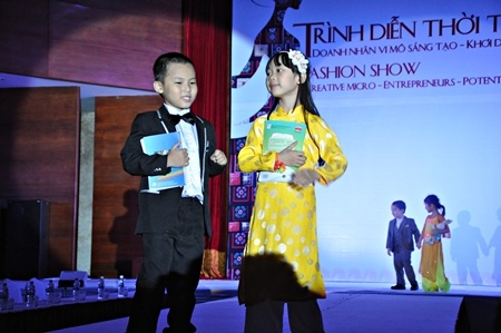 Những người mẫu nhí của Chương trình.