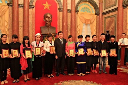 Em Vừ Mý Kỵ chia sẻ câu chuyện của mình.