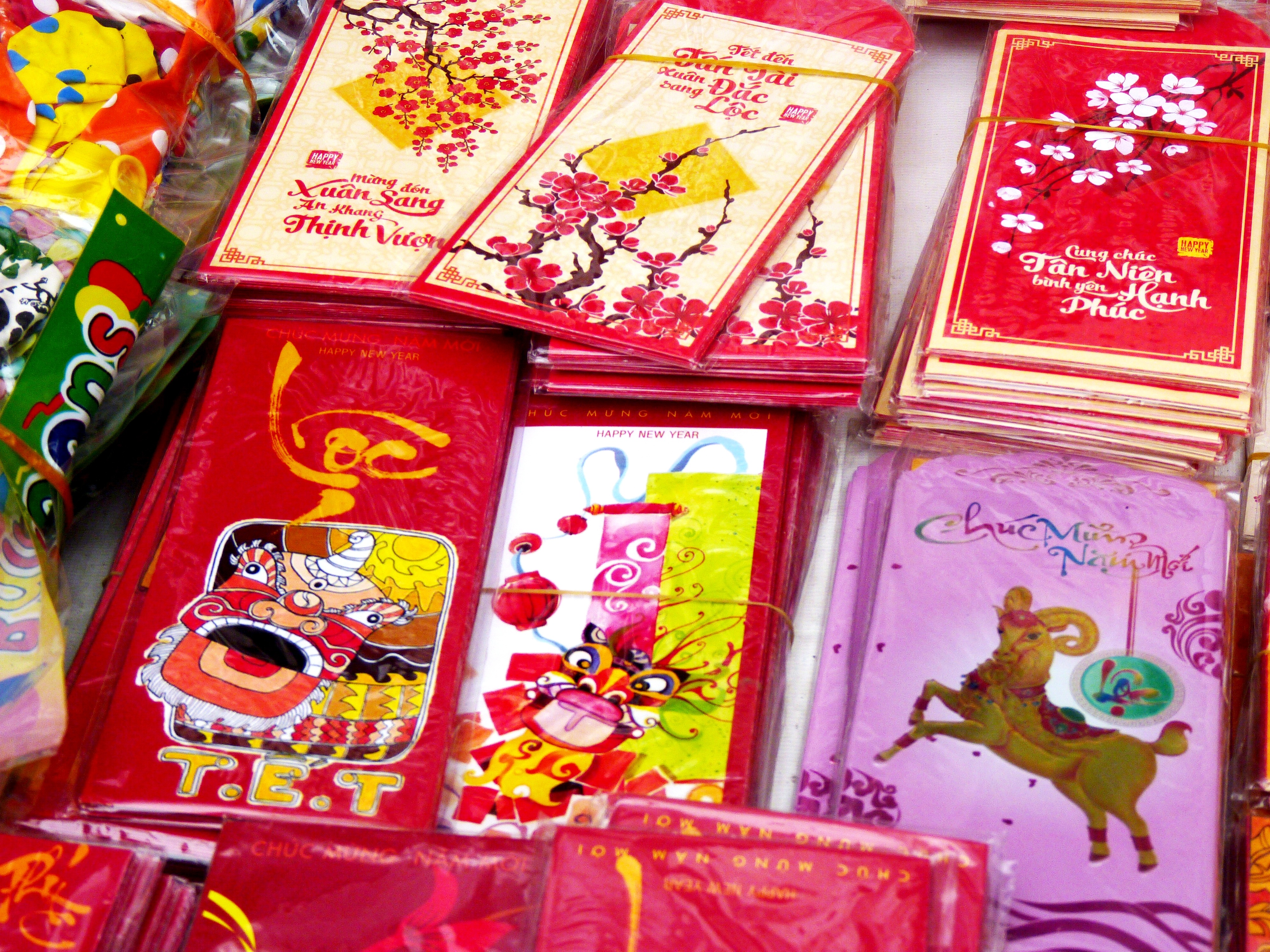 Tín hiệu vui là sự xuất hiện ngày càng nhiều hơn các sản phẩm trang trí 