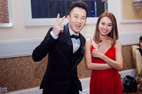 Ninh Dương Lan Ngọc đọ dáng cùng hoa hậu Triệu Thị Hà - 4 Ninh Dương Lan Ngọc tươi trẻ trong một thiết kế khác