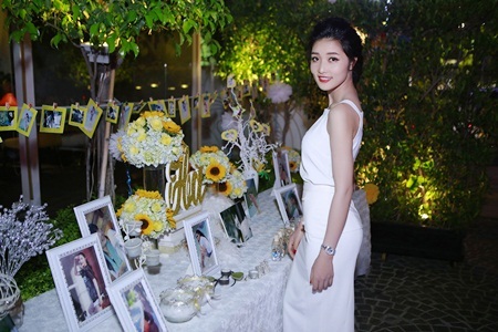 Hoa hậu Triệu Thị Hà được biết đến là một người đẹp hết mình