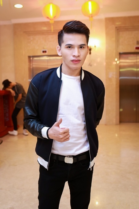 Ca sĩ Quốc Thiên.