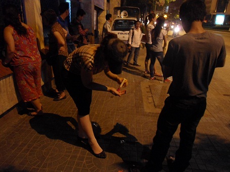 Mua đơn vào Trường Thực nghiệm: Bớt khổ nhưng vẫn ...“nóng” - 2 Mua đơn vào Trường Thực nghiệm: Bớt khổ nhưng vẫn ...“nóng”