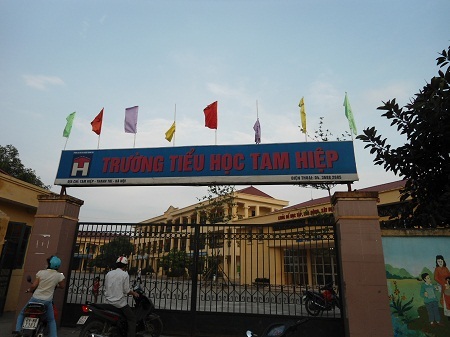 Vụ phụ huynh “quây” hiệu trưởng: Phân tuyến để đảm bảo quyền lợi HS - 1 Vụ phụ huynh “quây” hiệu trưởng: Phân tuyến để đảm bảo quyền lợi HS