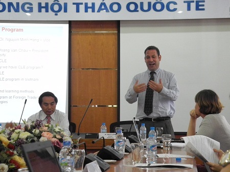 ĐH Ngoại thương đối mới đào tạo chuyên ngành Luật - 1 Đại diện của BABSEA CLE chia sẻ tại hội thảo
