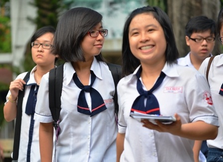 Cần một cơ chế quản lý đặc thù cho ngành giáo dục - 2 Đổi mới các kì thi đồng nghĩa thay đổi cách học thụ động hiện nay.