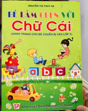 Bộ GD-ĐT chỉ đạo thu hồi sách học vần in cờ Trung Quốc - 1 Bộ GD-ĐT chỉ đạo ĐH Sư phạm HN yêu cầu NXB ĐH Sư