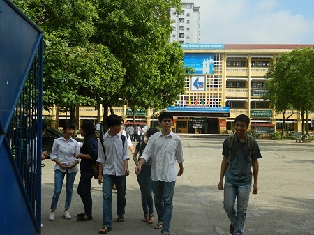 Hầu hết các Hội đồng thi đều tập trung sớm để cho thí sinh về nghỉ ngơi trước