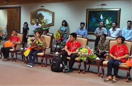 Câu chuyện vượt khó để giành huy chương Olympic Sinh học quốc tế - 2 Mặc dù gặp rất nhiều khó khăn nhưng đoàn Việt Nam vẫn nỗ lực