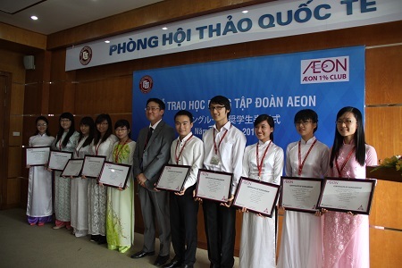 Sinh viên ĐH Ngoại thương Hà Nội