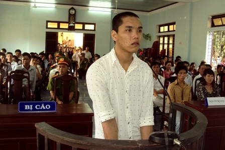 Giết bạn để cướp xe máy - 1