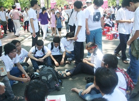 Khi những giọt nước mắt tiếc nuối lăn nơi sân trường - 4