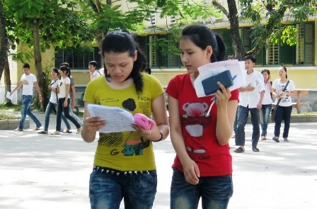 Bộ GD-ĐT công bố đáp án các môn thi ĐH đợt 2 năm 2011  - 1